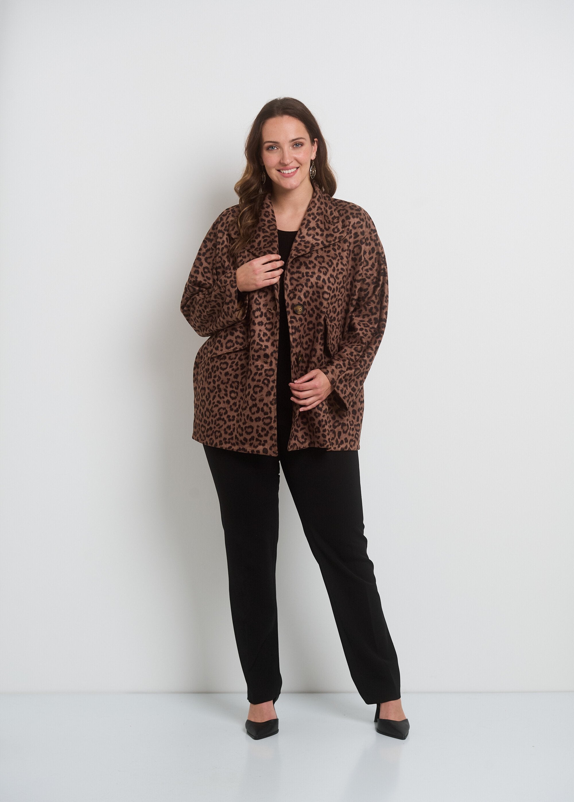 Long_leopard_print_jacket_in_suede_Beige_print_SF1_curvy