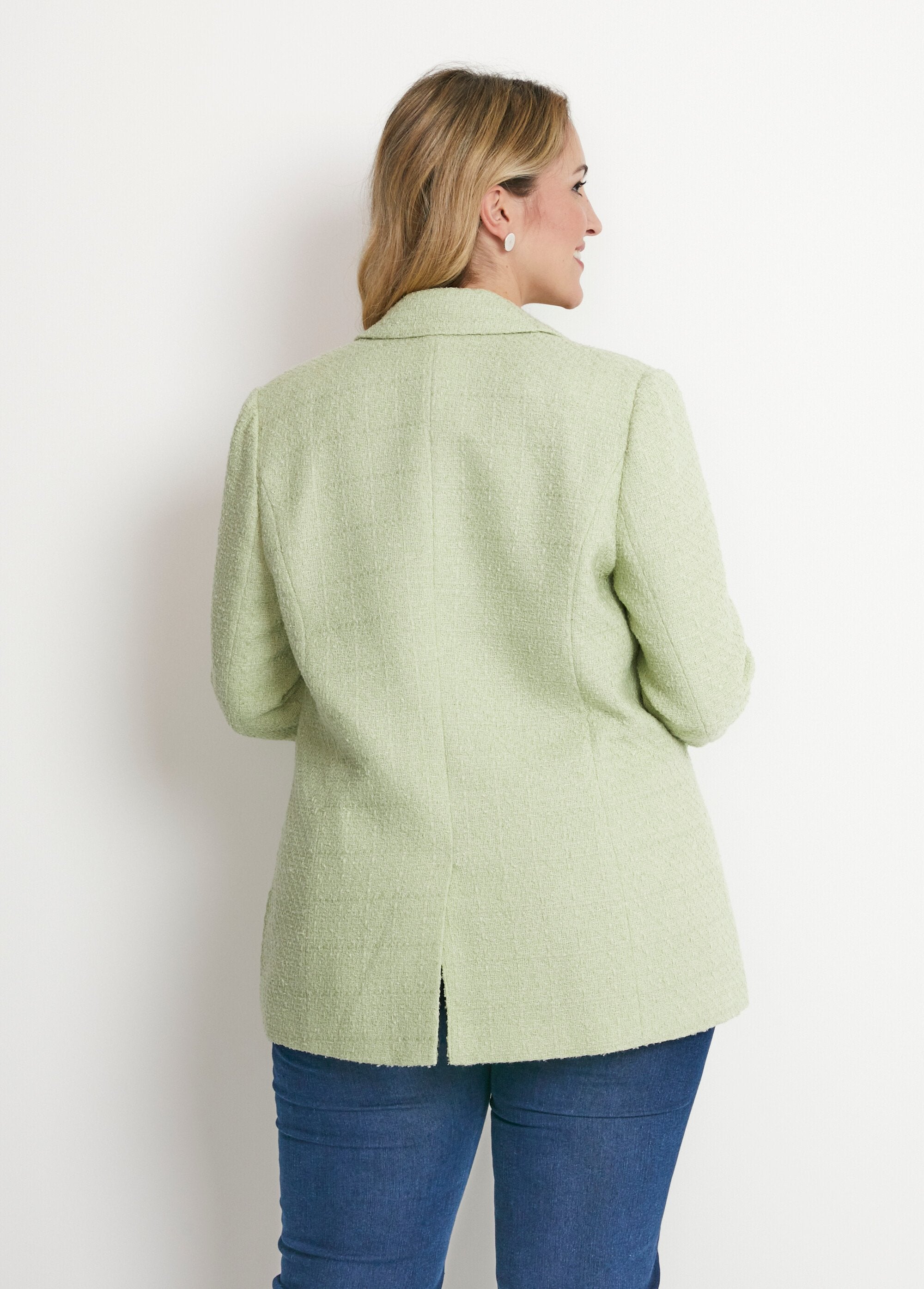 Button-down_straight_jacket_in_woven_fabric_with_tailored_collar_Vert_amande_DO1_curvy